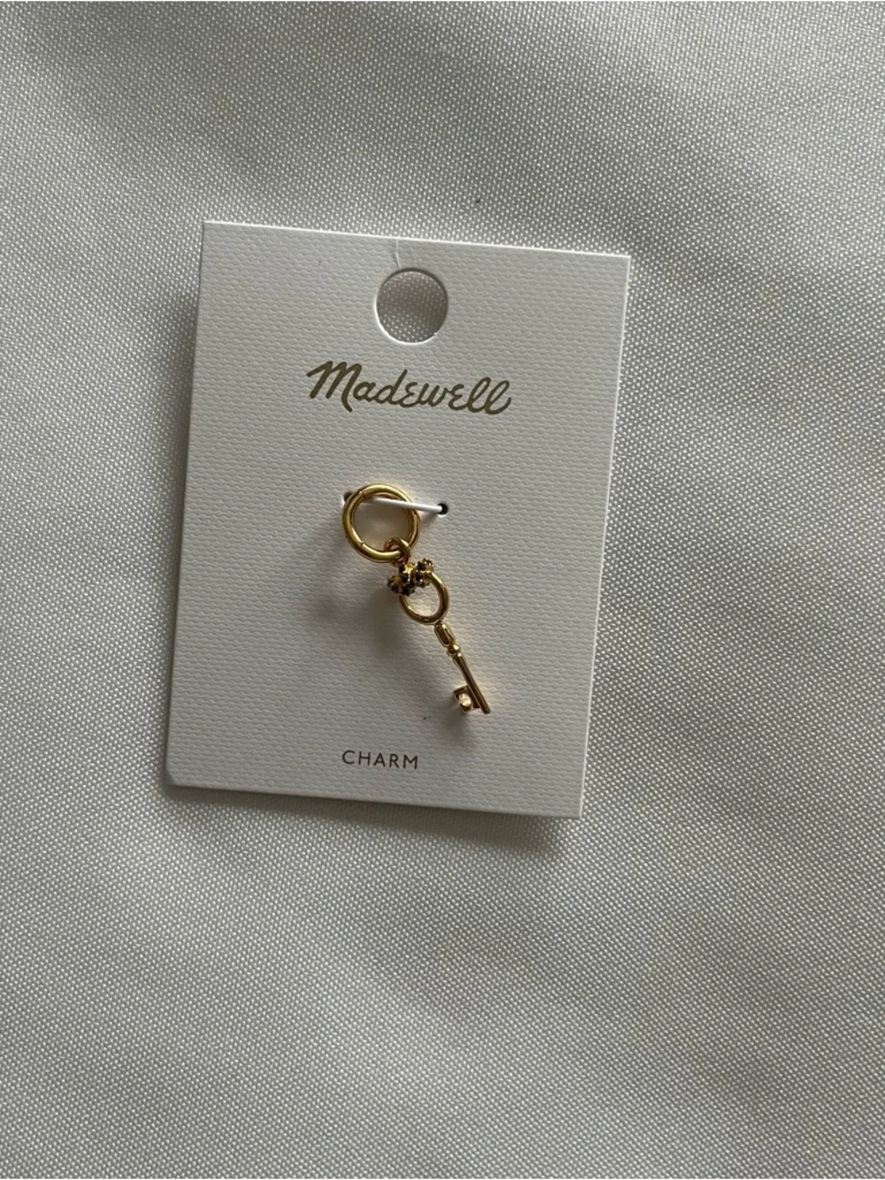 Madewell Skeleton Key Antique Gold Plated Brass Jewelry Charm One Size NWT - Picture 2 of 8